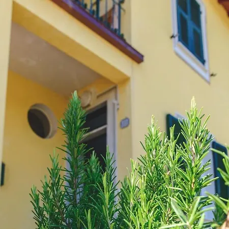 Casa Da Santina - Trilocale Con Giardino * Sestri Levante